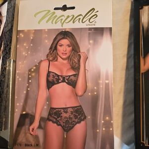 Mapalé Black Lace Bra Set